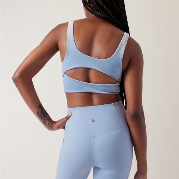 ATHLETA Velvet Cut Out Crop - Picture 2 of 7